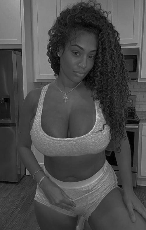 LATINA SEXY