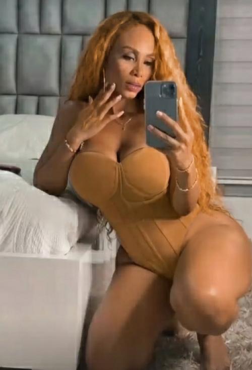 MASSAGGIATRICE EROTICA