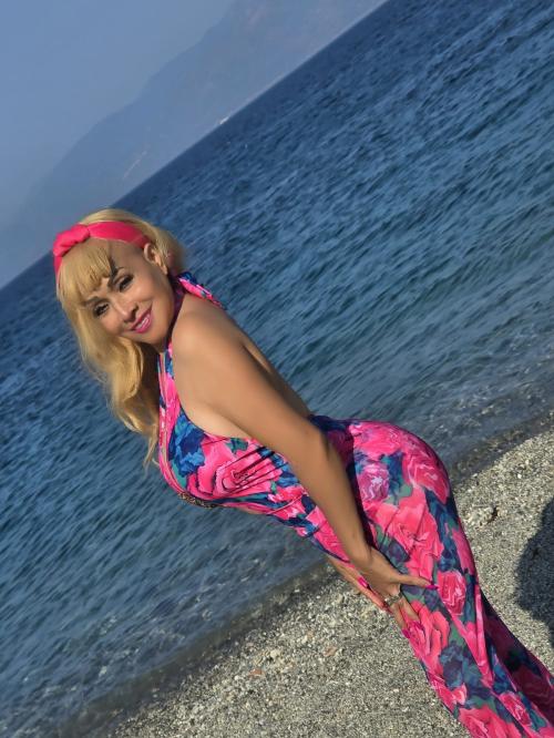 DOLLY